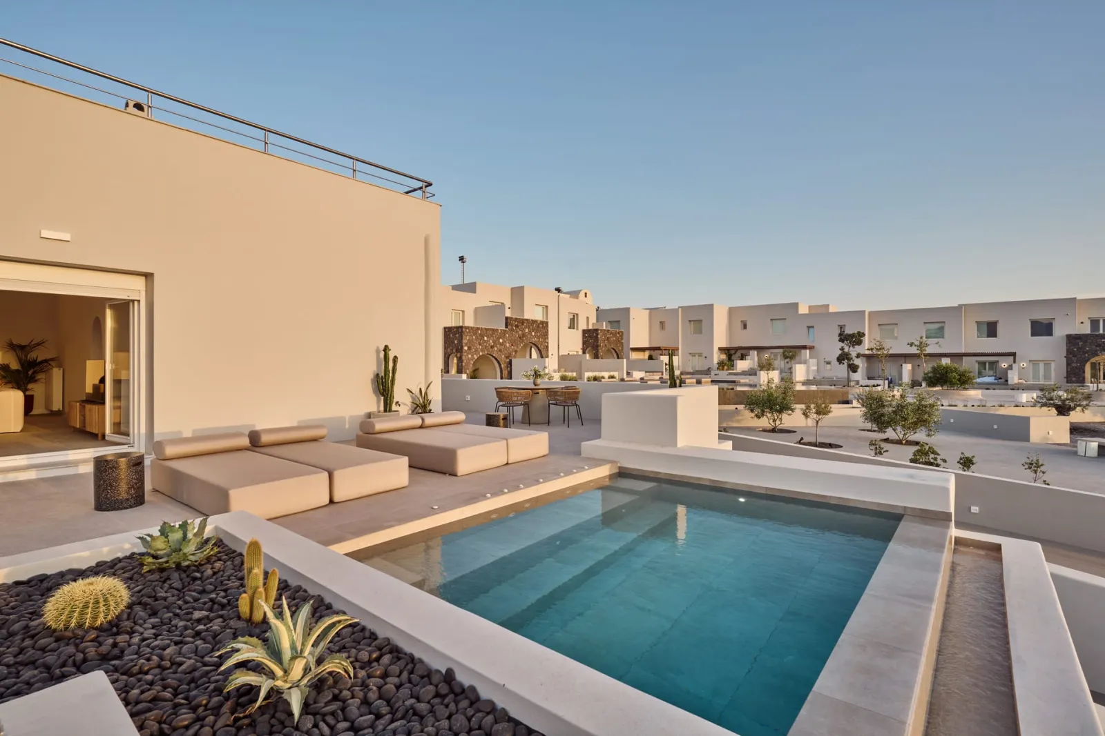 Sunrise Executive Villa with Private Pool