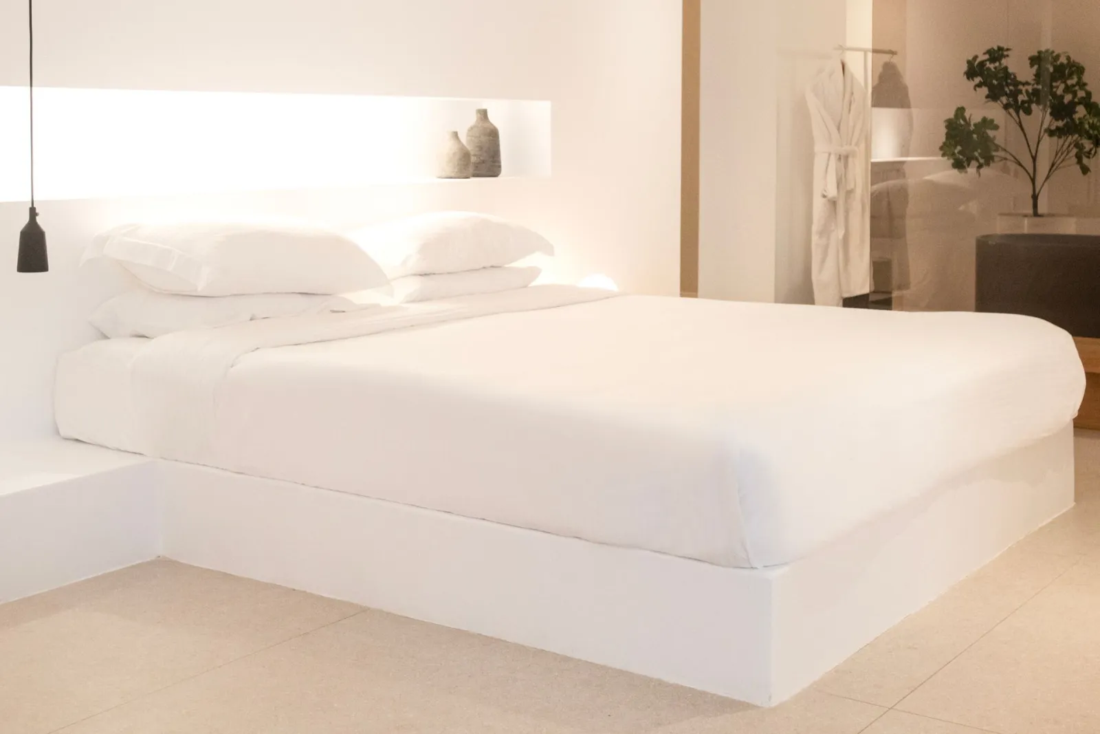 Lilium Grand Suite with Outdoor Hot Tub