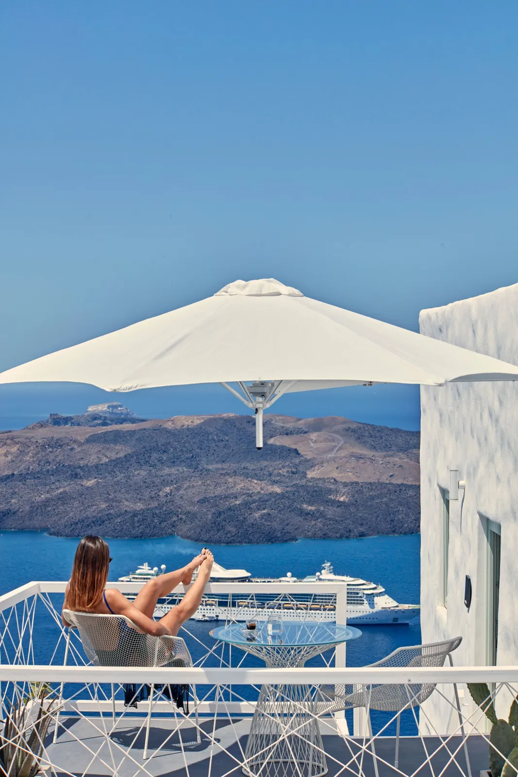 Junior Suite with Hot Tub and Caldera View
