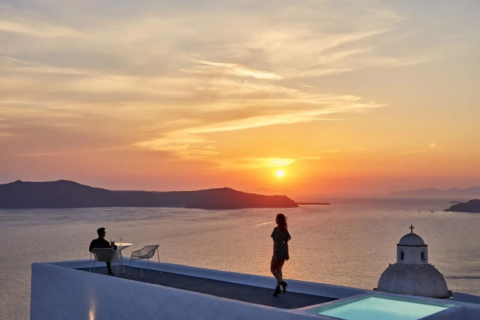 Superior Suite with Outdoor & Indoor Hot Tub and Caldera View