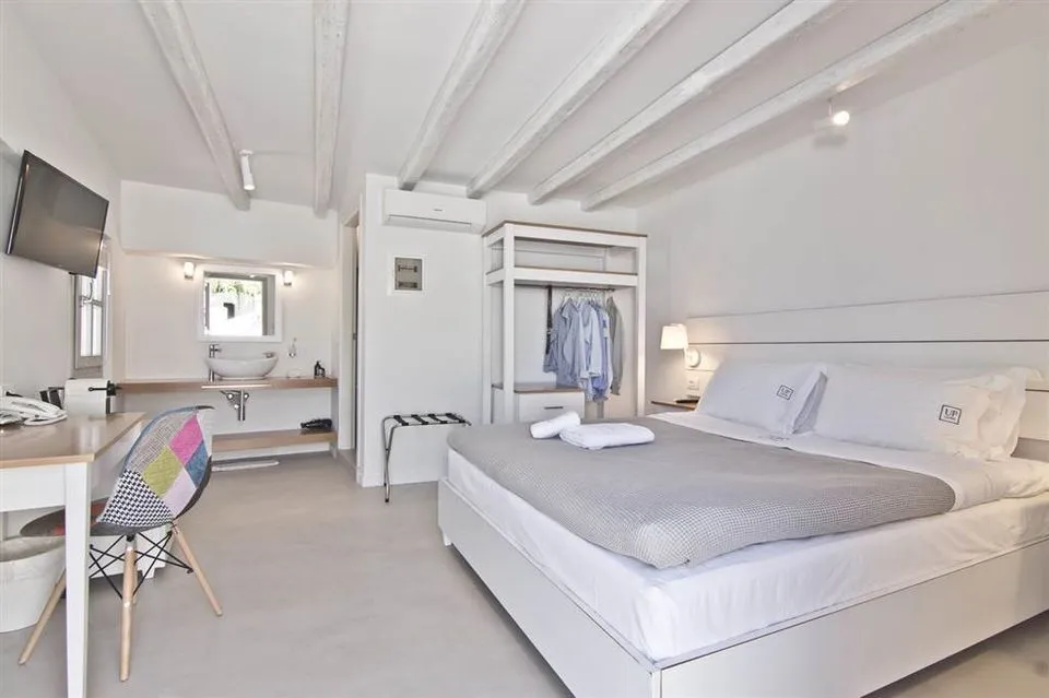 Superior Double with Balcony and Castle View