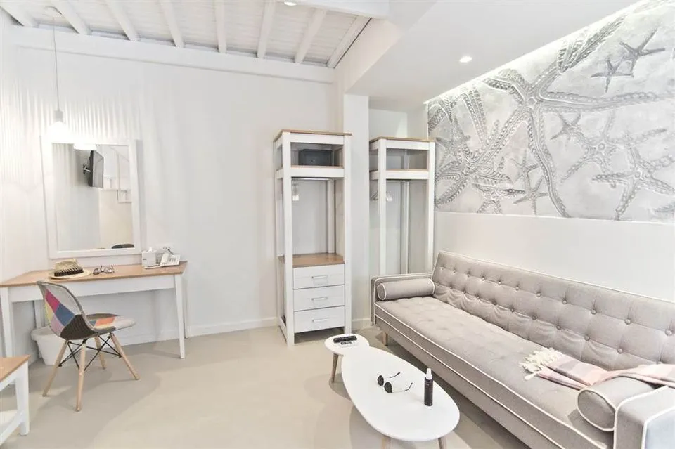 Superior Family Maisonette