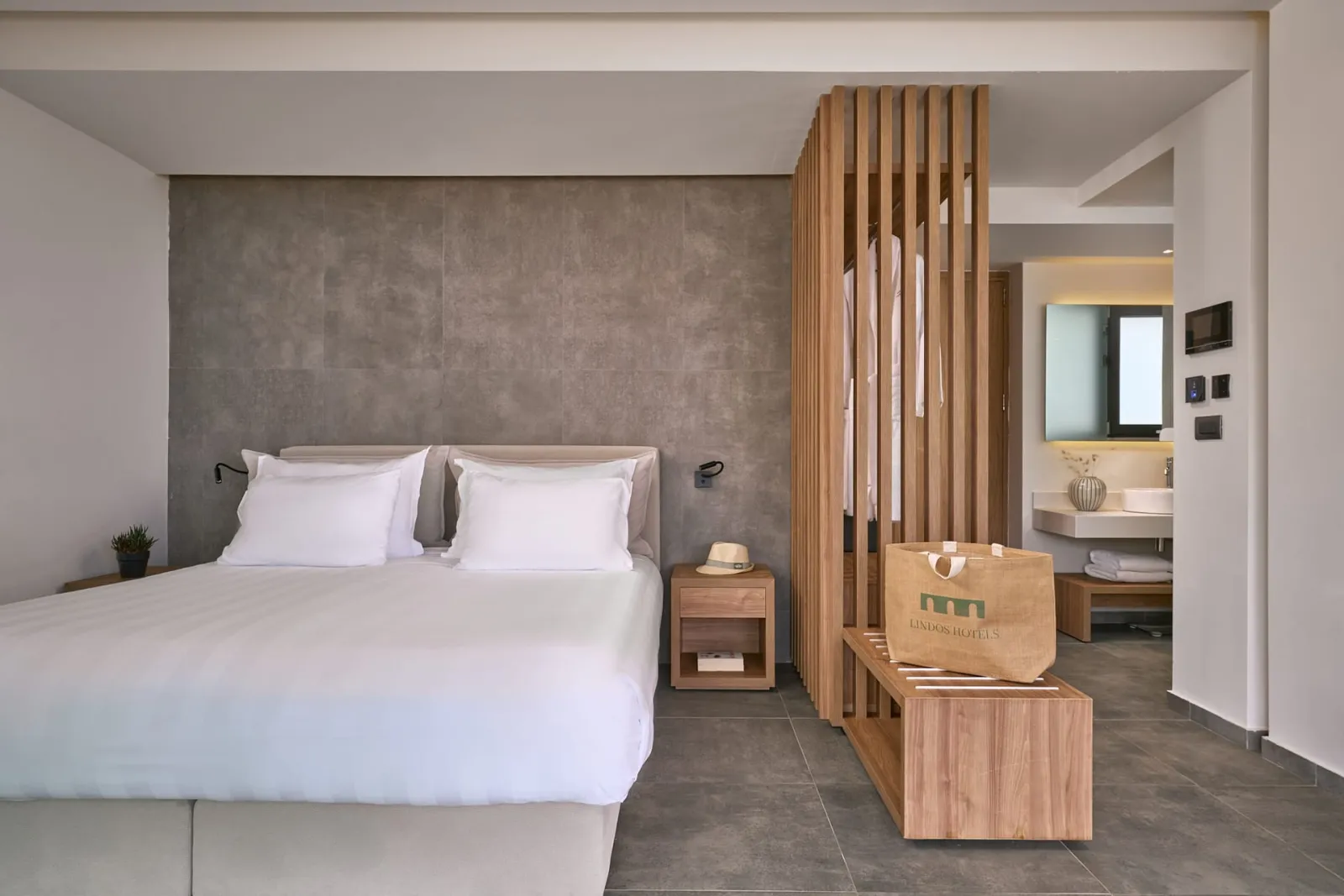 Deluxe Junior Suite Sea Front