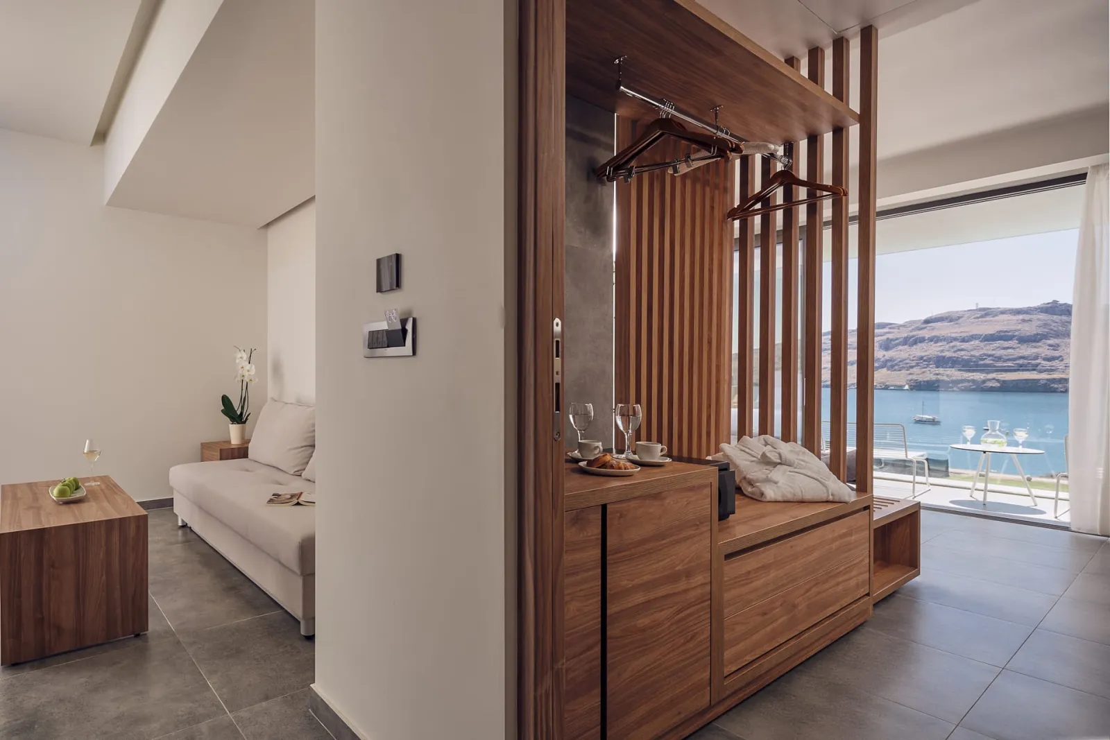 Deluxe Junior Suite Sea Front