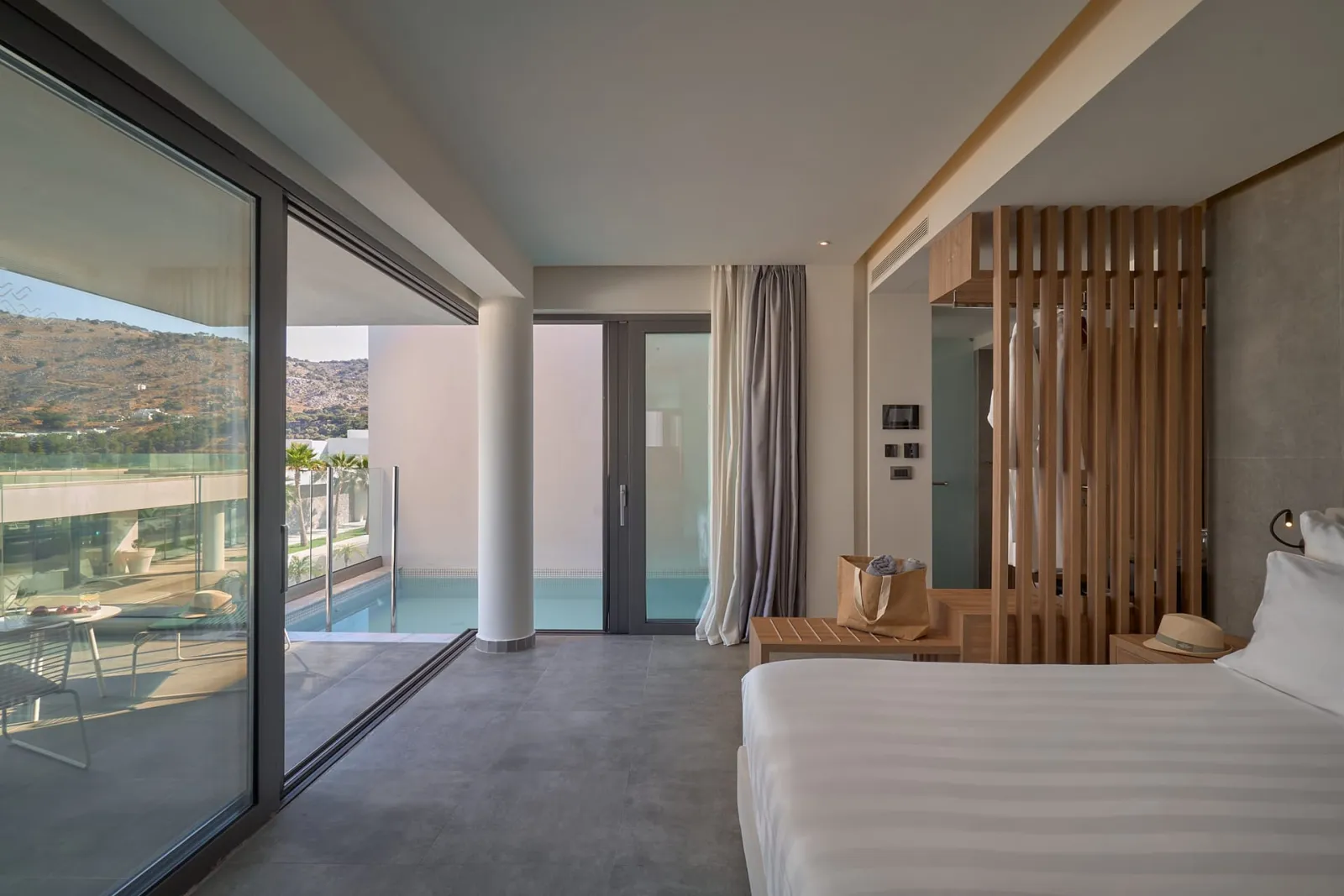 Promo Junior Suite with Private Pool & Inland View