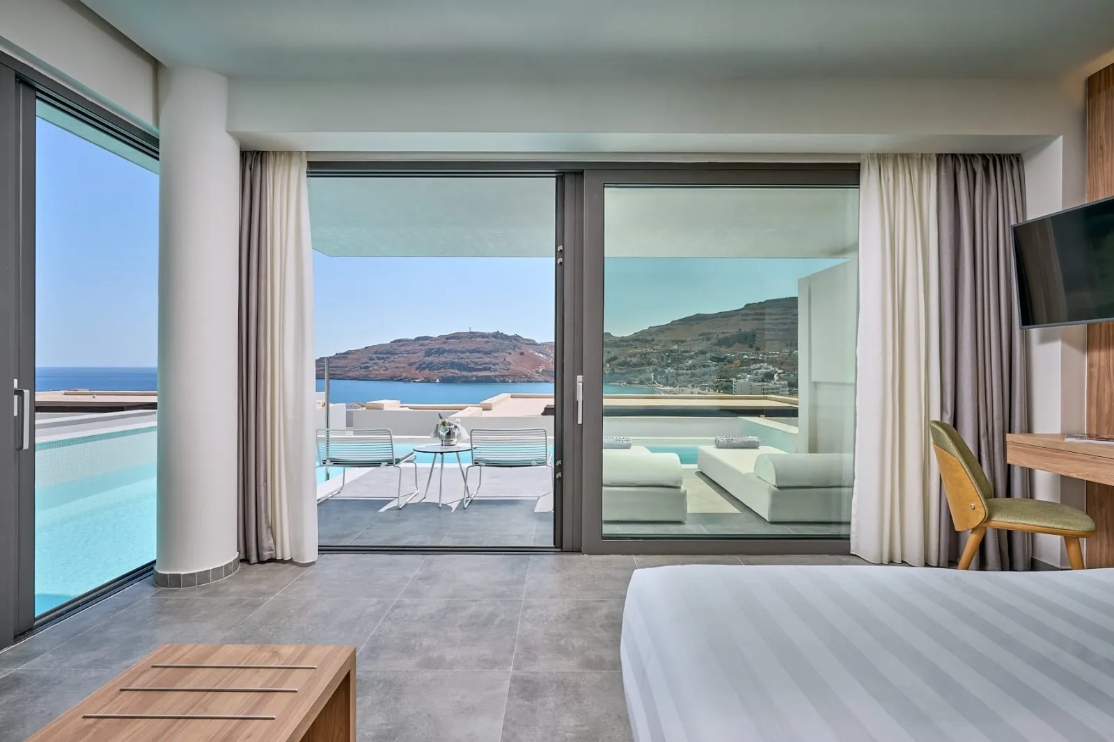 Deluxe Junior Suite with Private Pool & Sea View