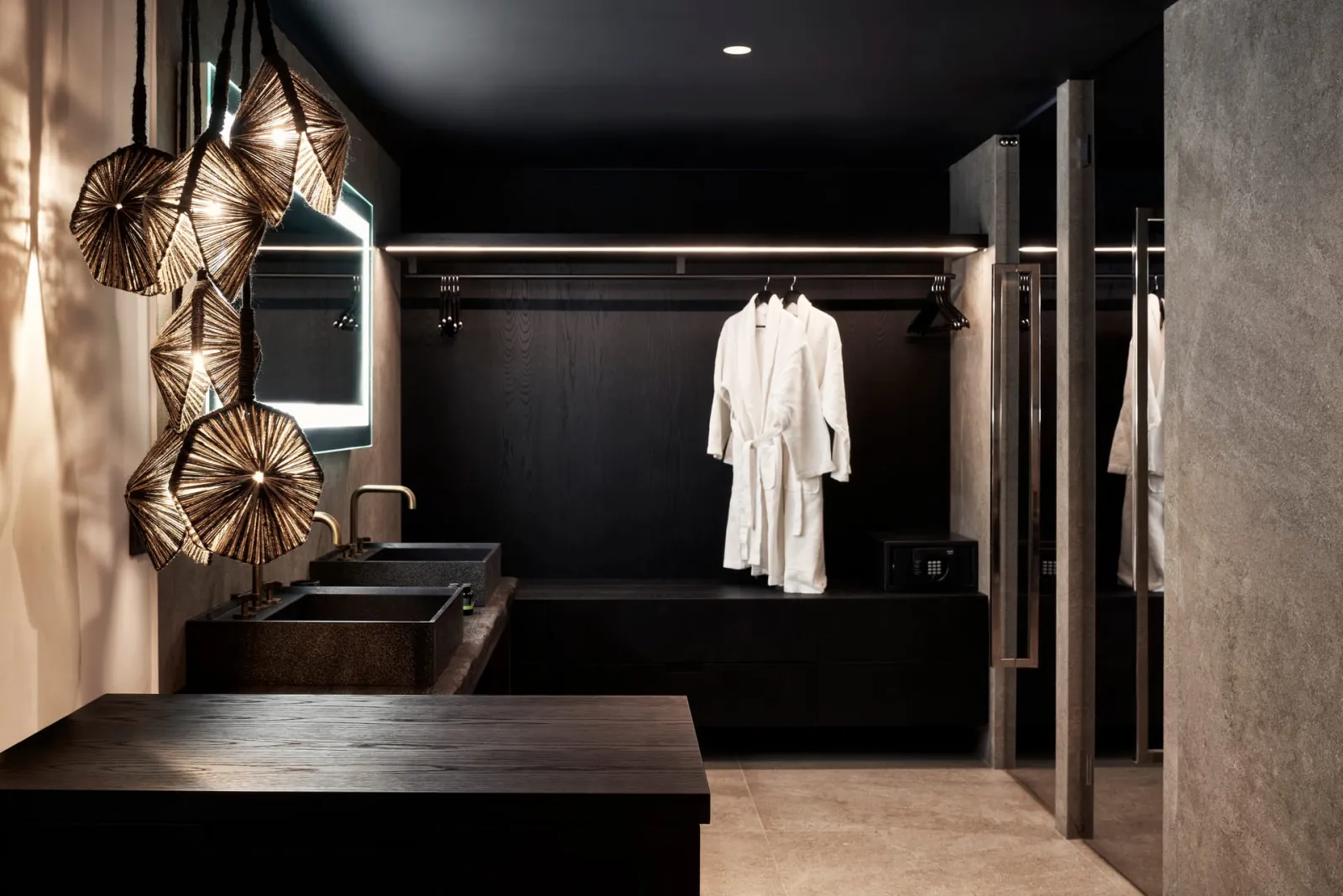 Design Sea View Suite with Hot Tub