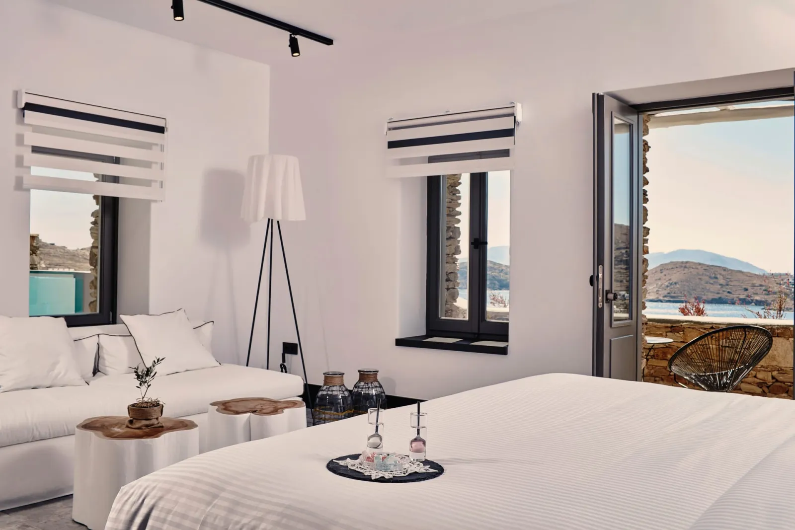 Liostasi Sea View Suite with Private Heated Pool