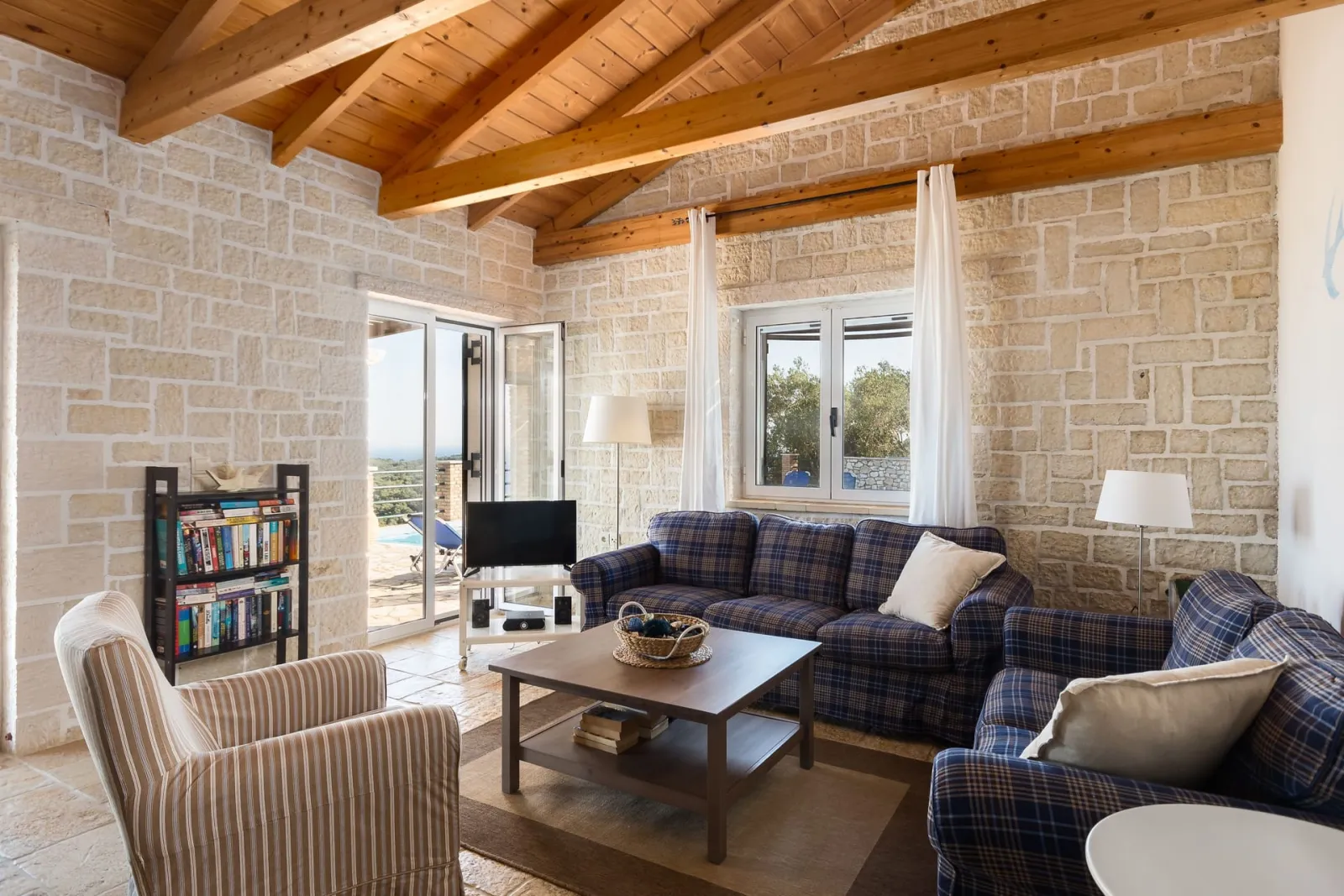 Villa Anemos