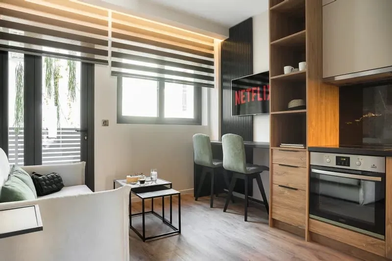 EASY 2-Bedroom Apartment