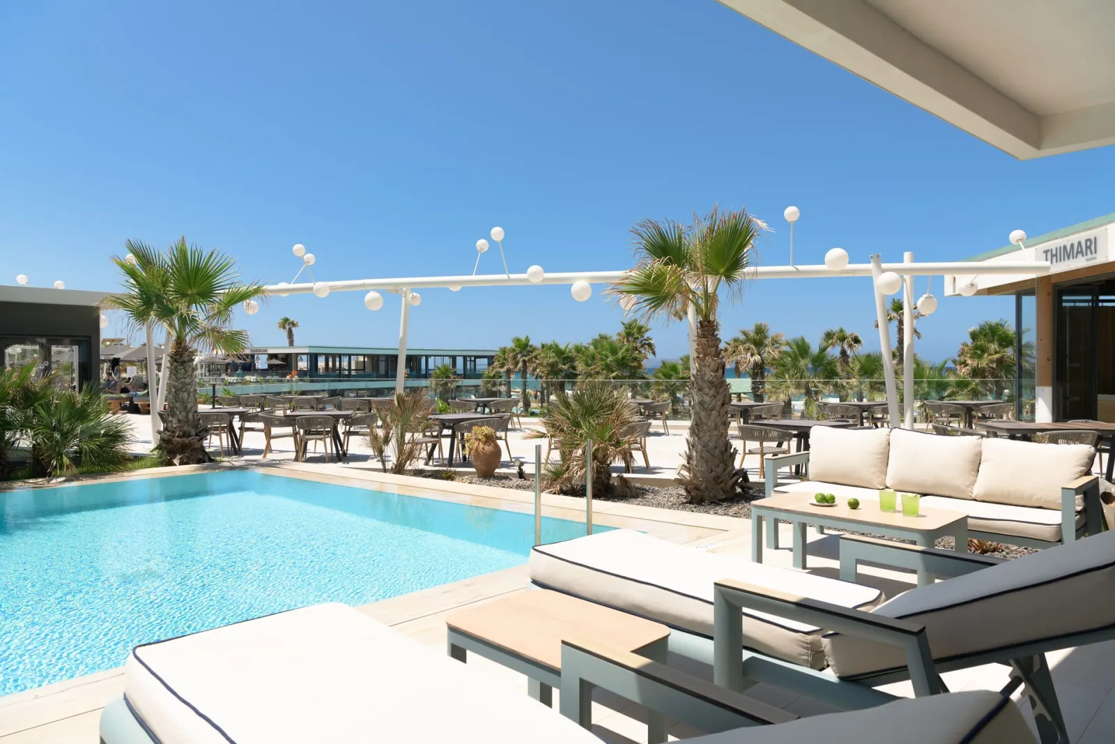 Deluxe Double Pool or Sea View with Individual Pool