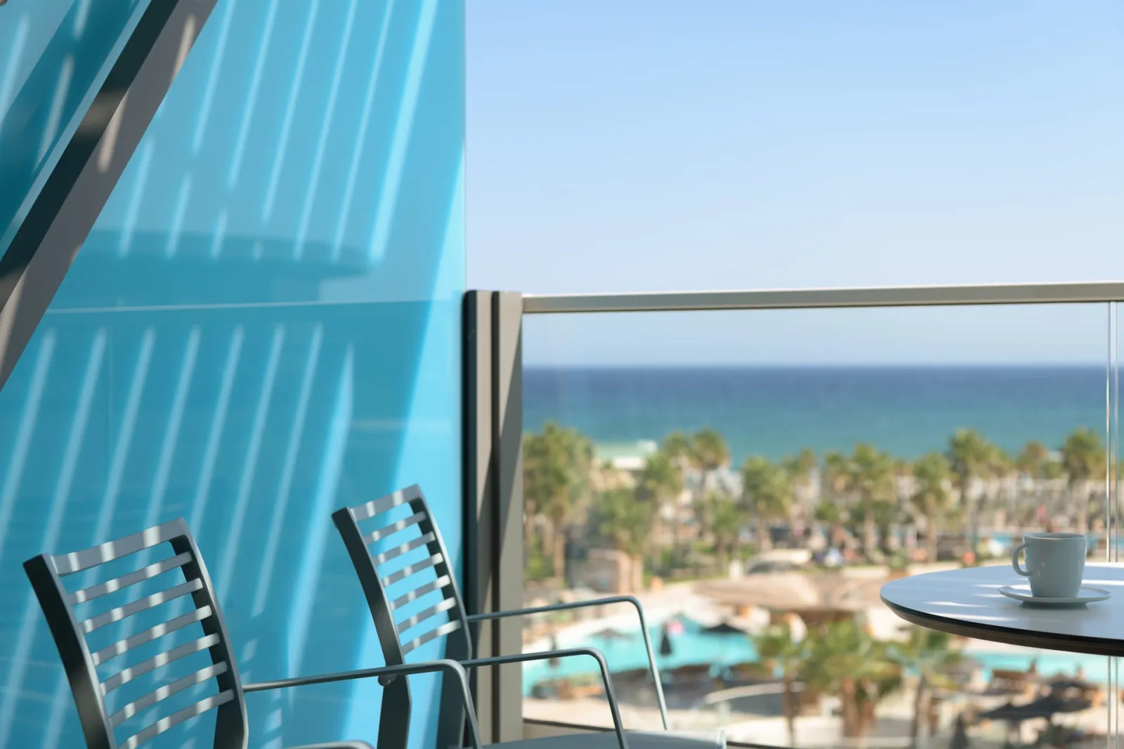 Superior Exclusive Pool or Sea View