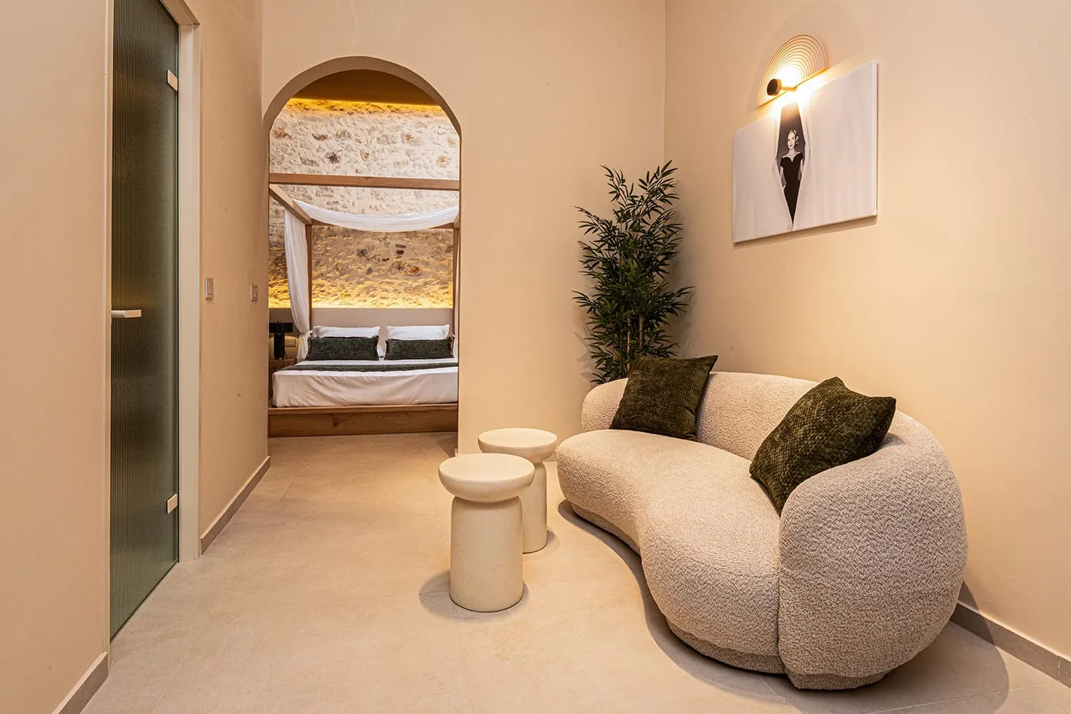 Suite with Jaccuzi (Grace Kelly)