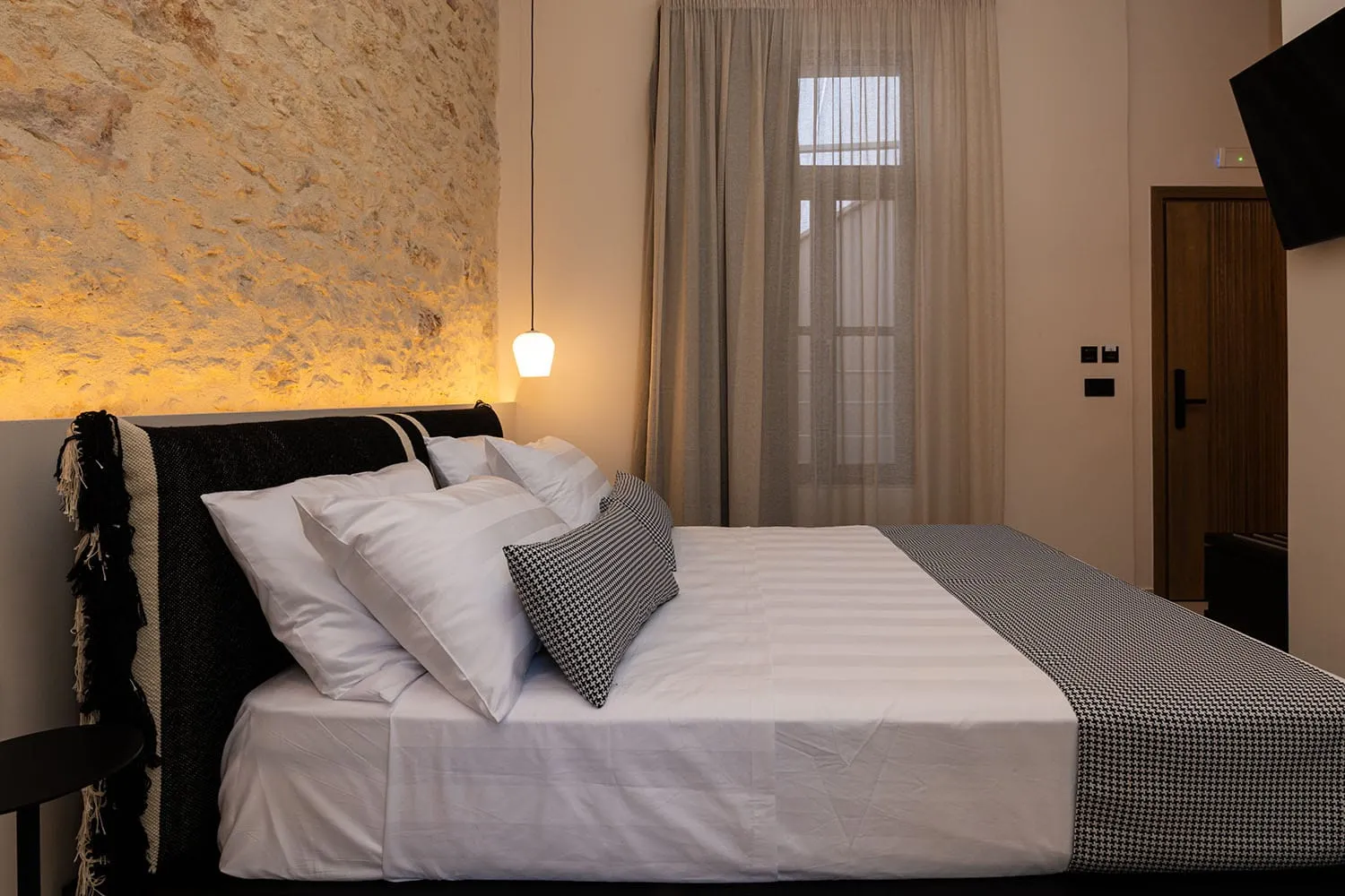 Deluxe Double Room (Coco Channel)