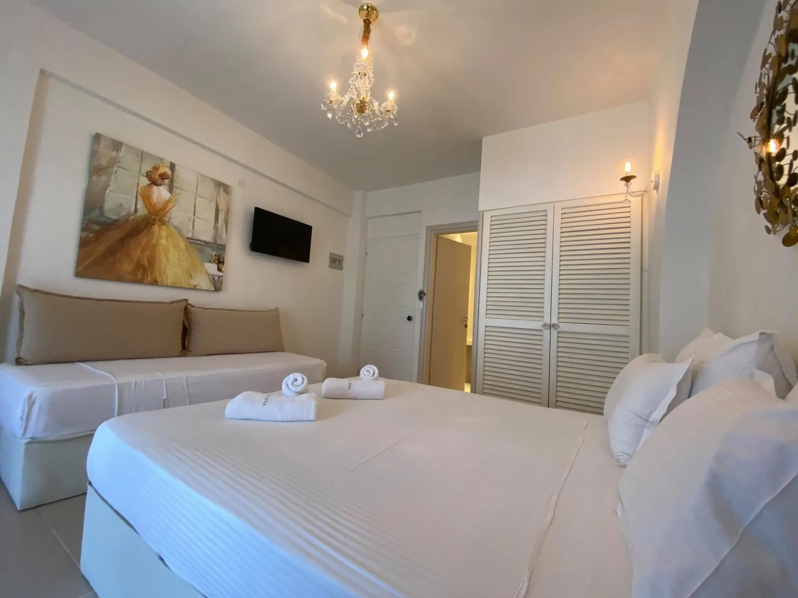 Deluxe Triple Room