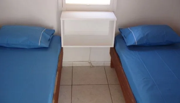Quadruple Beach Hut