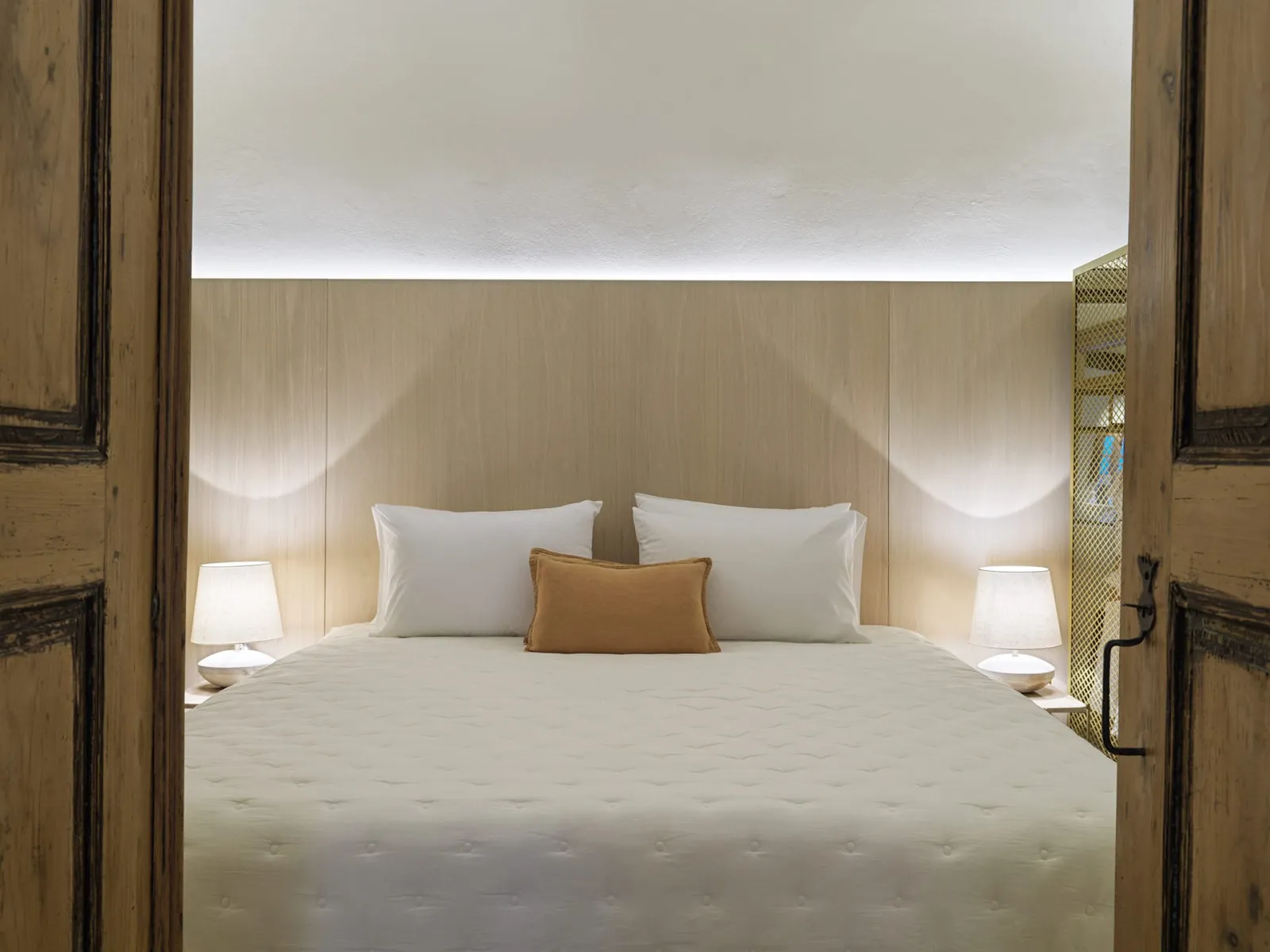 Maison Des Lettres | Exclusive Cave House