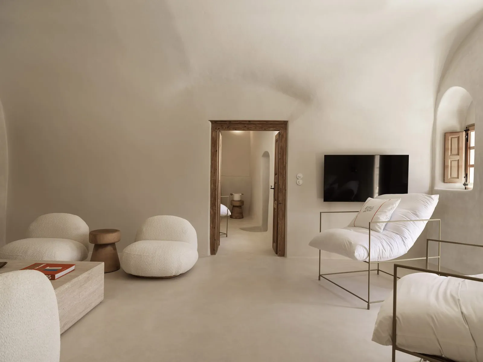 Maison Des Lettres | Exclusive Cave House