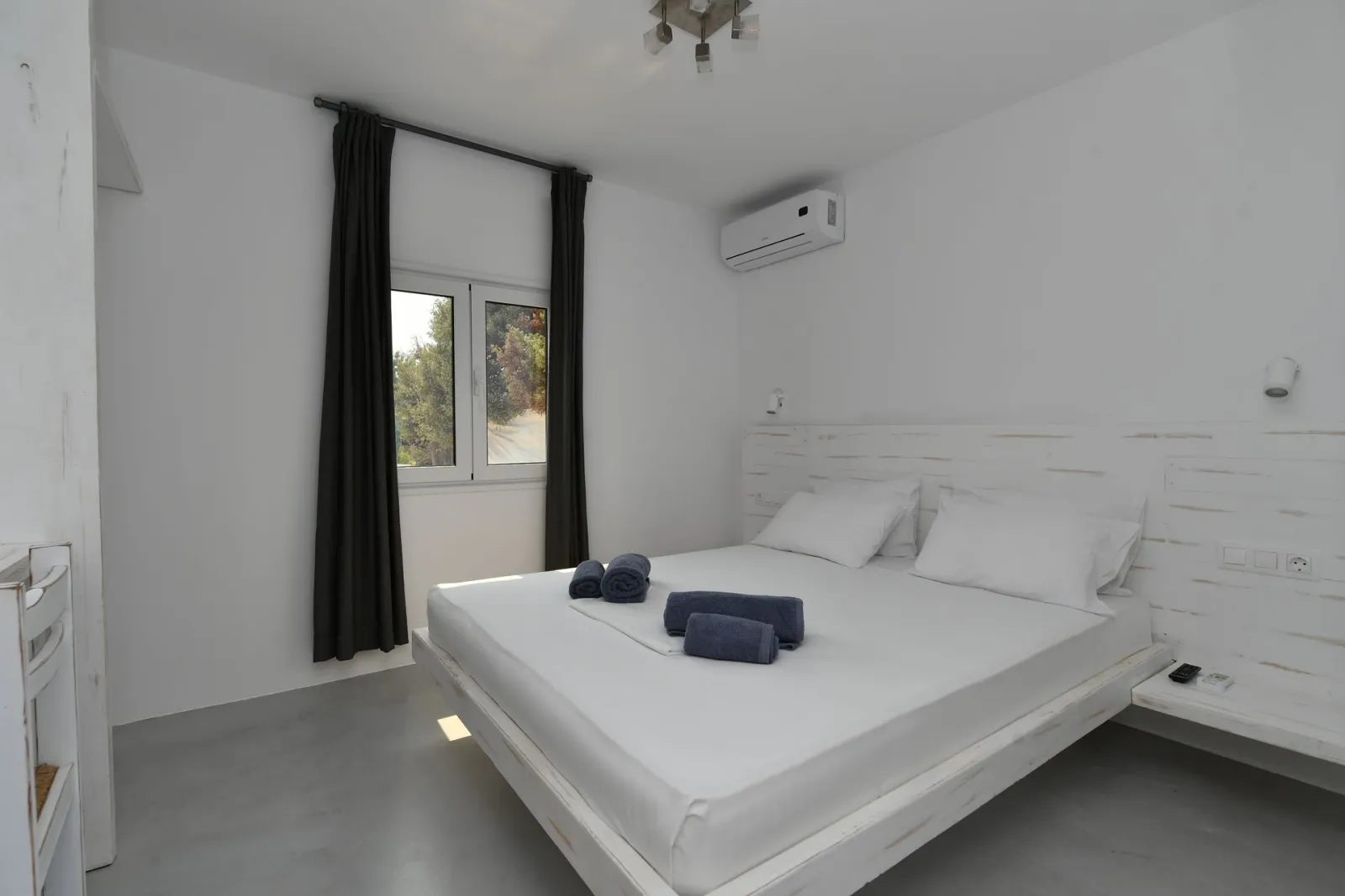Beach Front Suite with Sea View