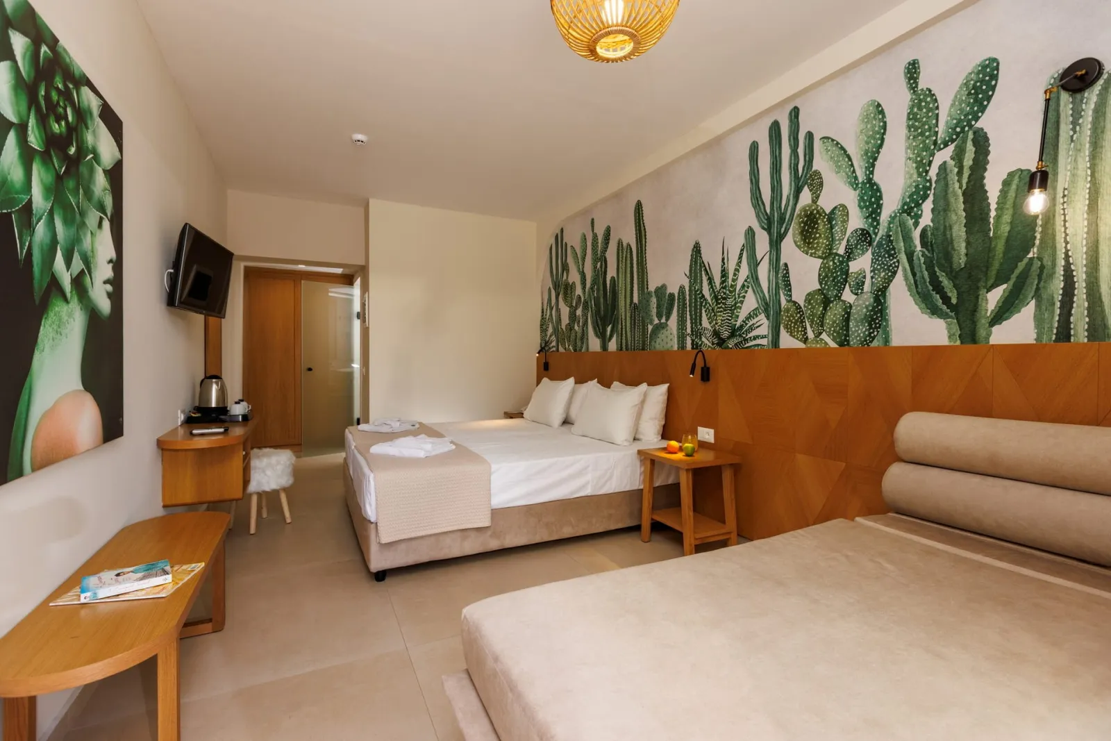 Superior Room with Garden View