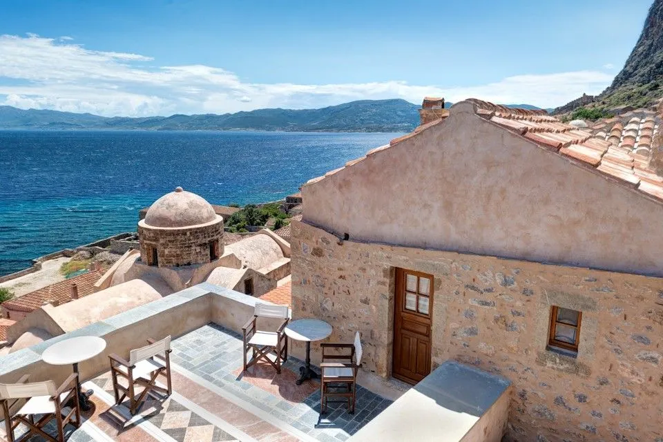 Family Apartment with Sea View & Terrace