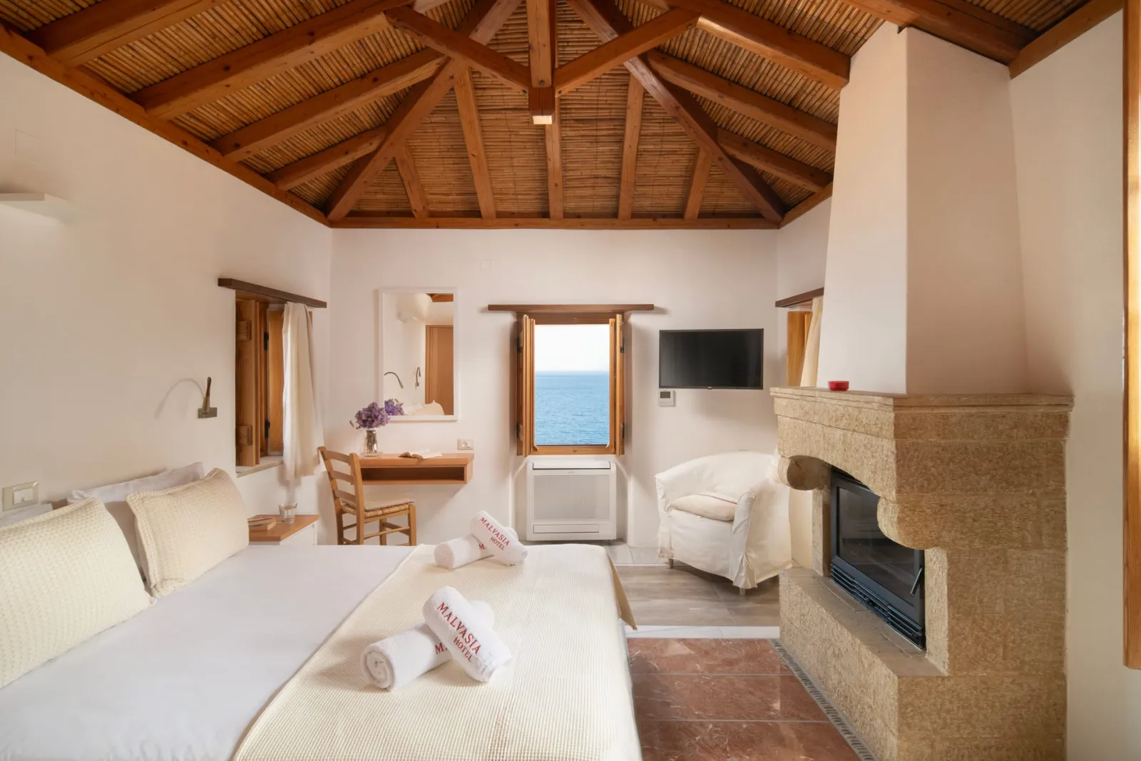 Premium Suite with Panoramic View