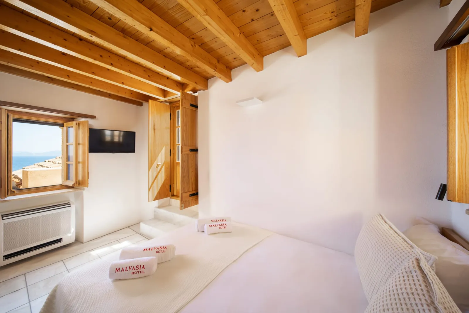 Split-Level Suite with Balcony