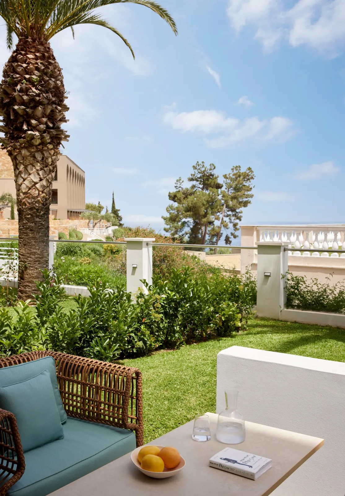 Superior Family Room Private Garden Garden View