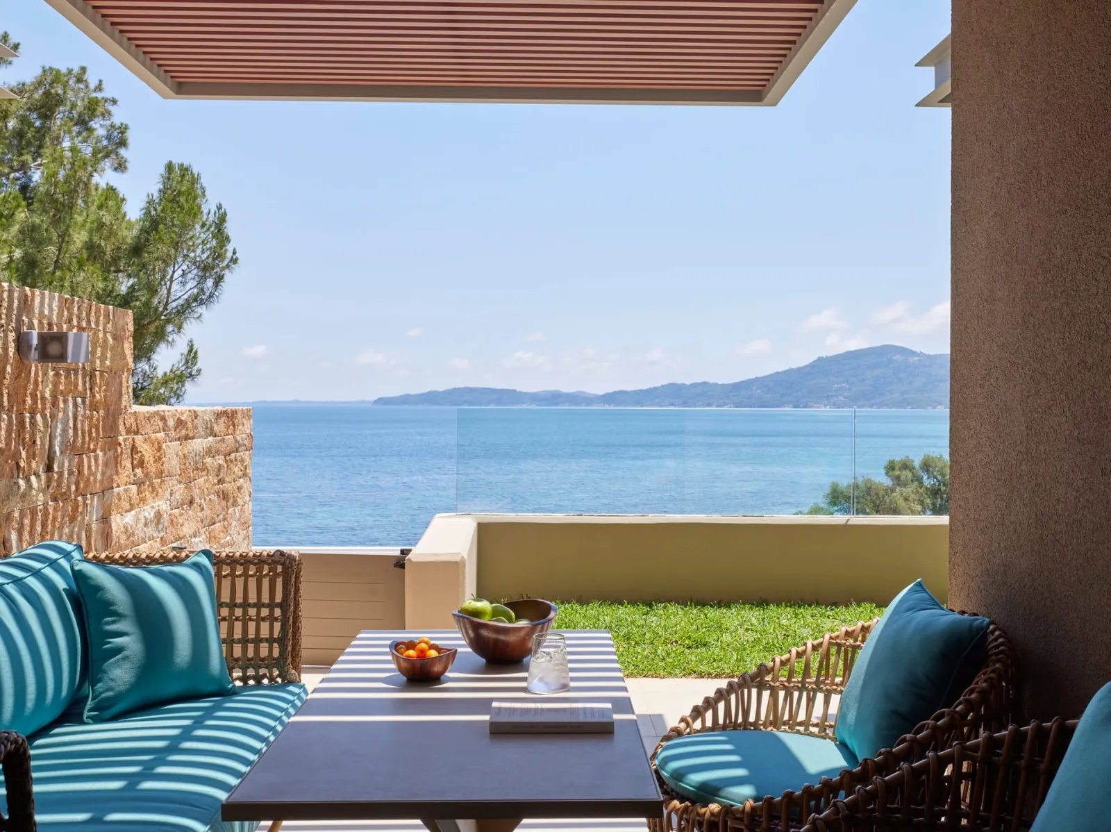 Two Bedroom Bungalow Suite Private Garden Sea View