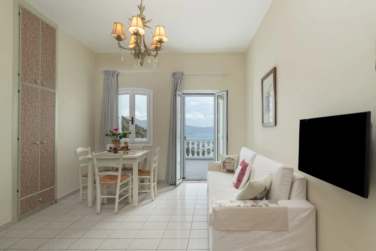 Superior One Bedroom Apartment with Sea View