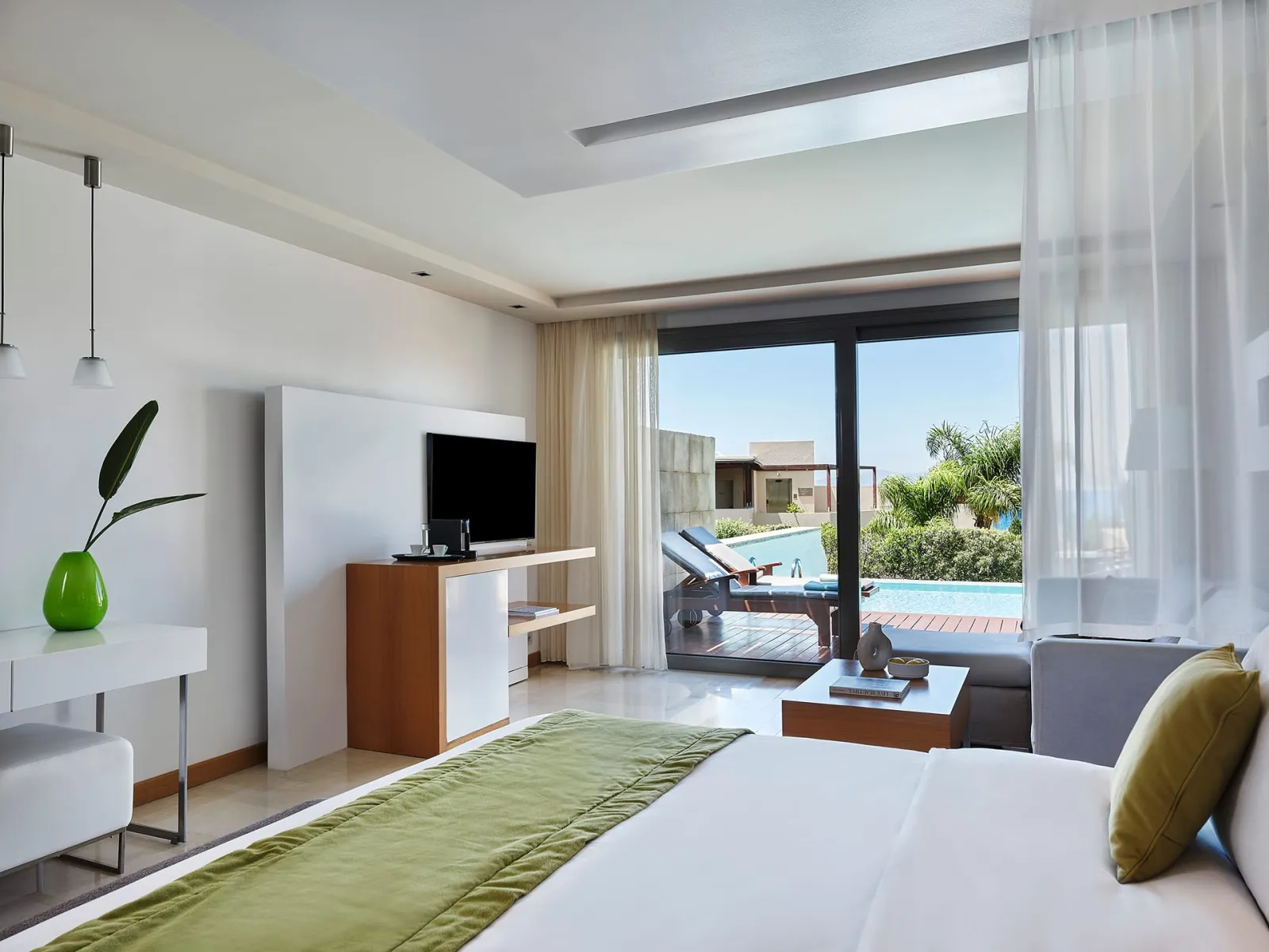Amus Suite with Private Pool Inland View