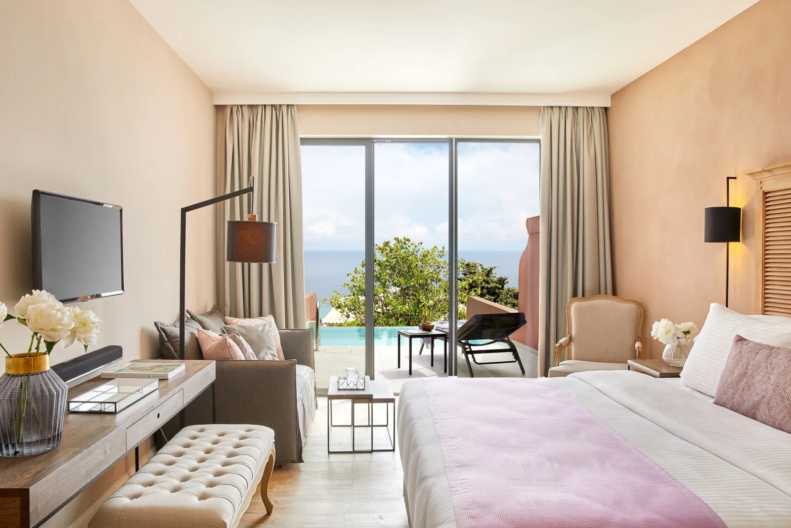 Junior Suite Private Pool Sea View