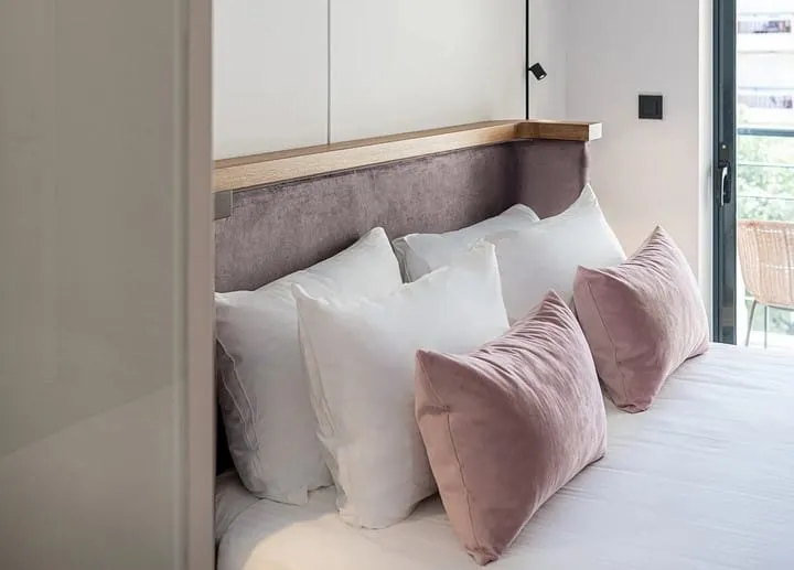 Petite Double Room