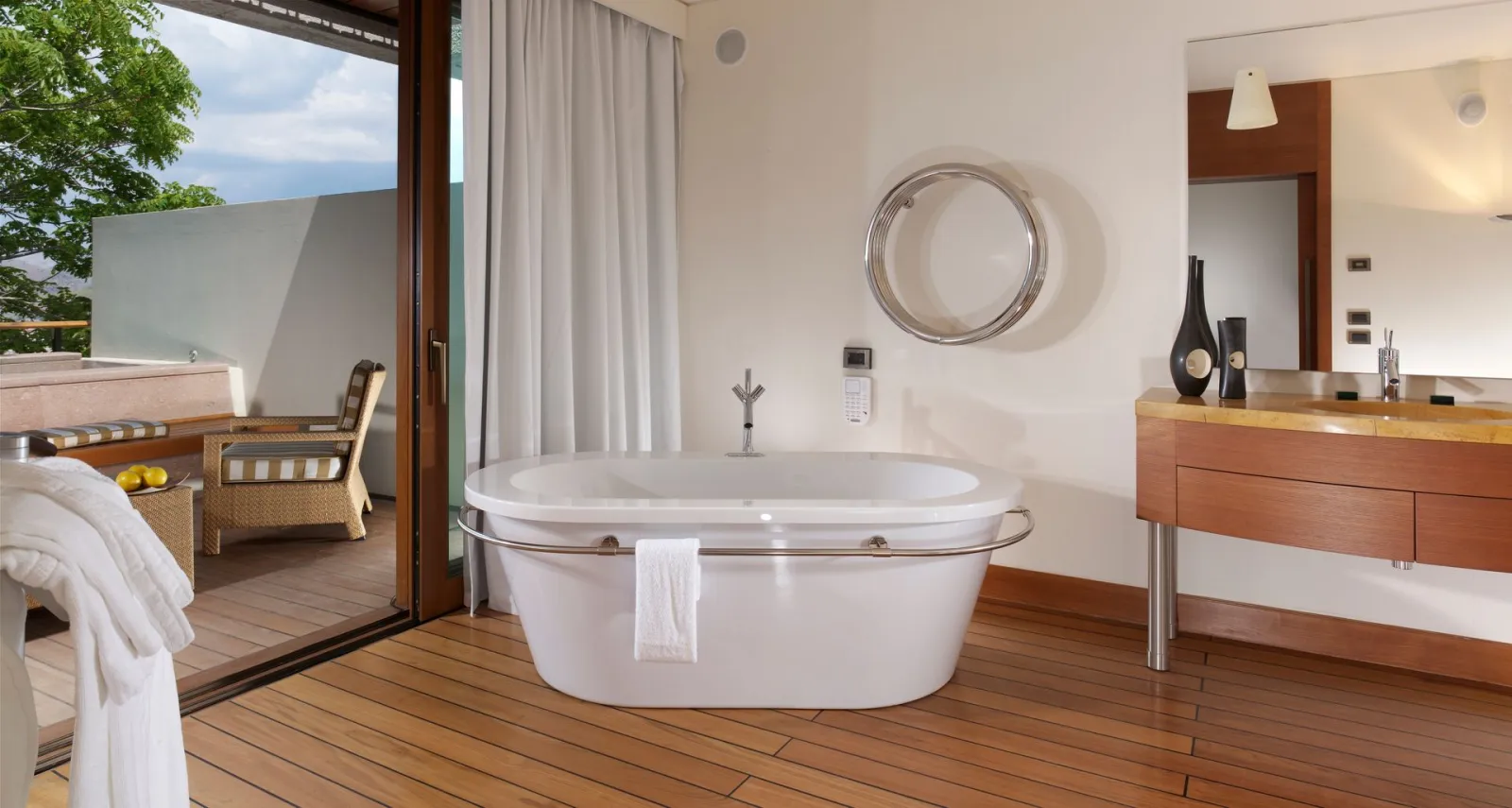 Luxury Villa Sea View with private outdoor Jacuzzi