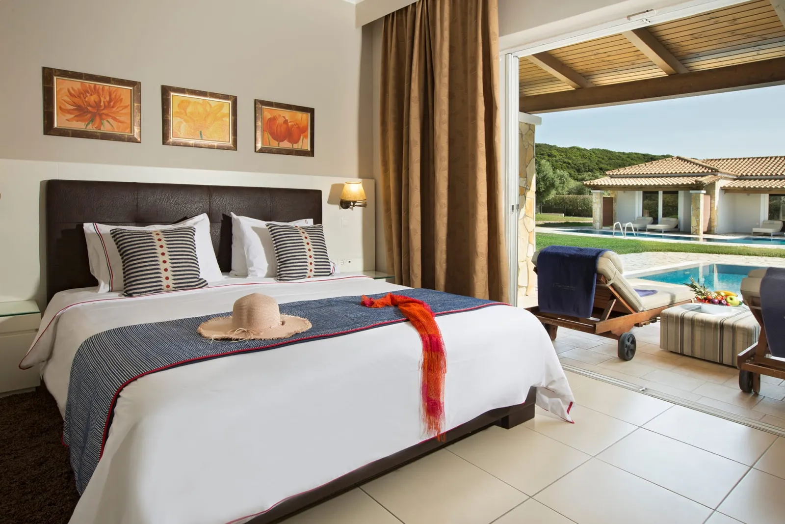Family Bungalow Sharing Pool