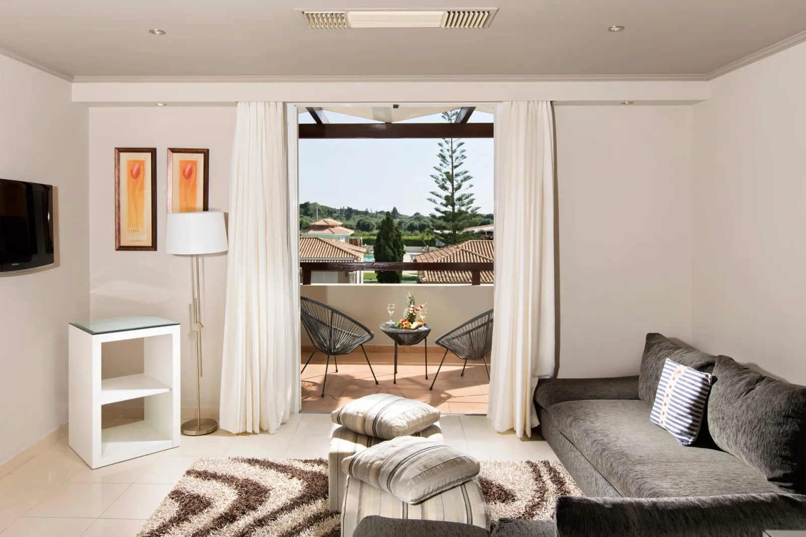 Suite 60 sq.m.