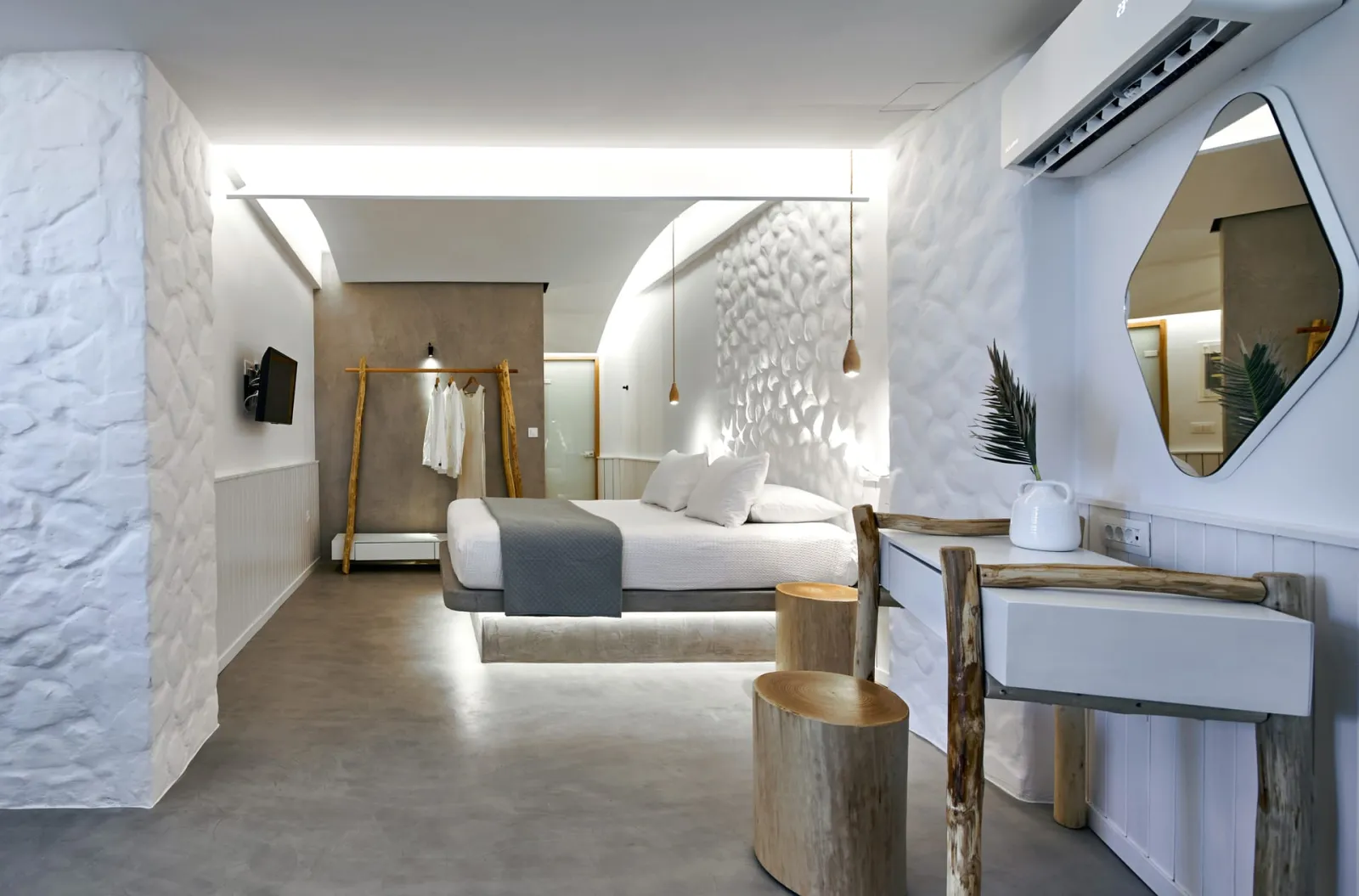 Aisio Suite | walk out Sea View patio  with Private Heated Pool