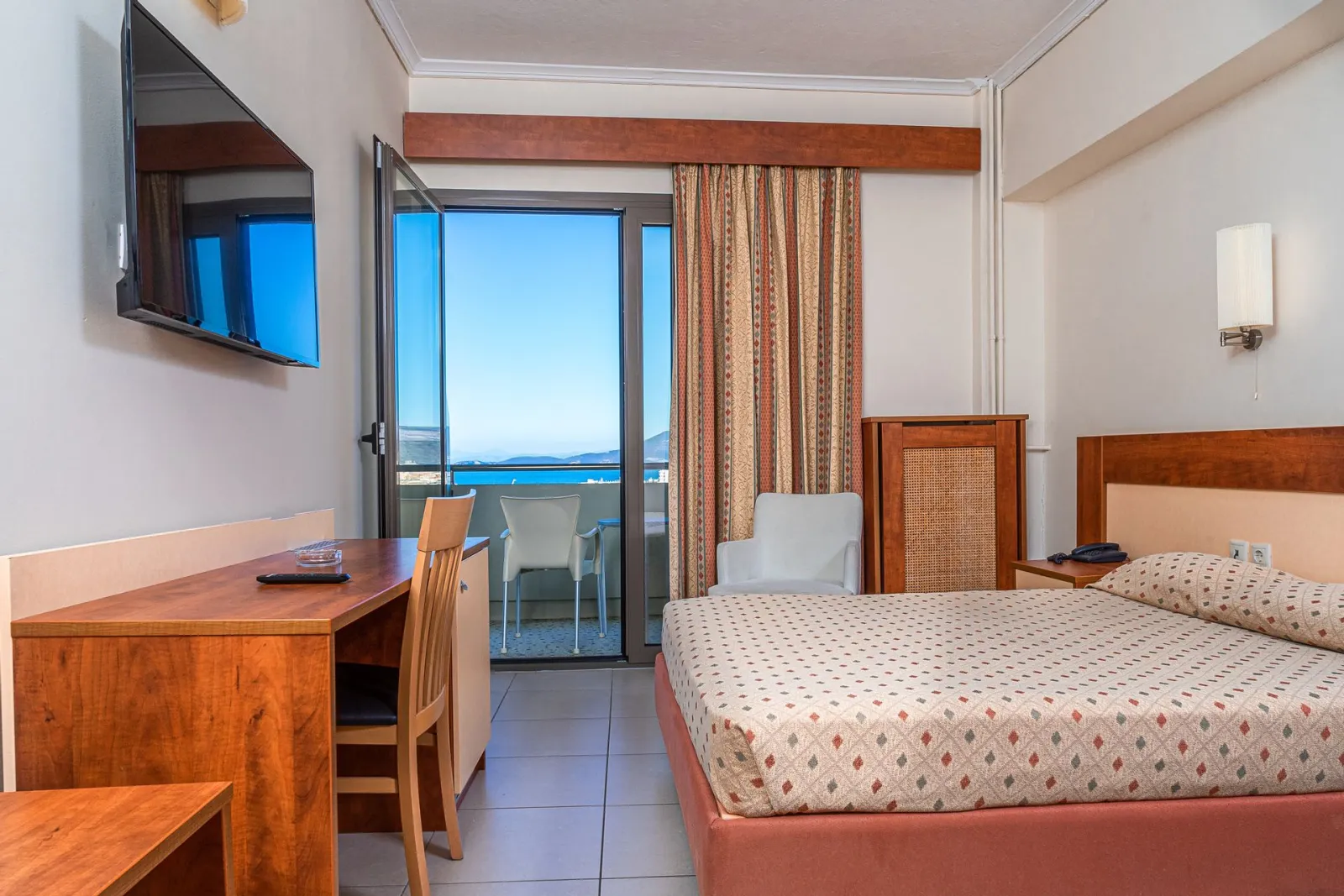 Double/Twin Room Sea View