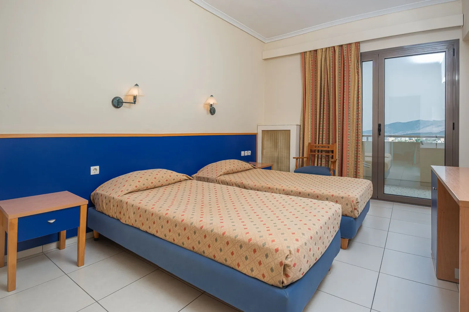 Double/Twin Room Sea View