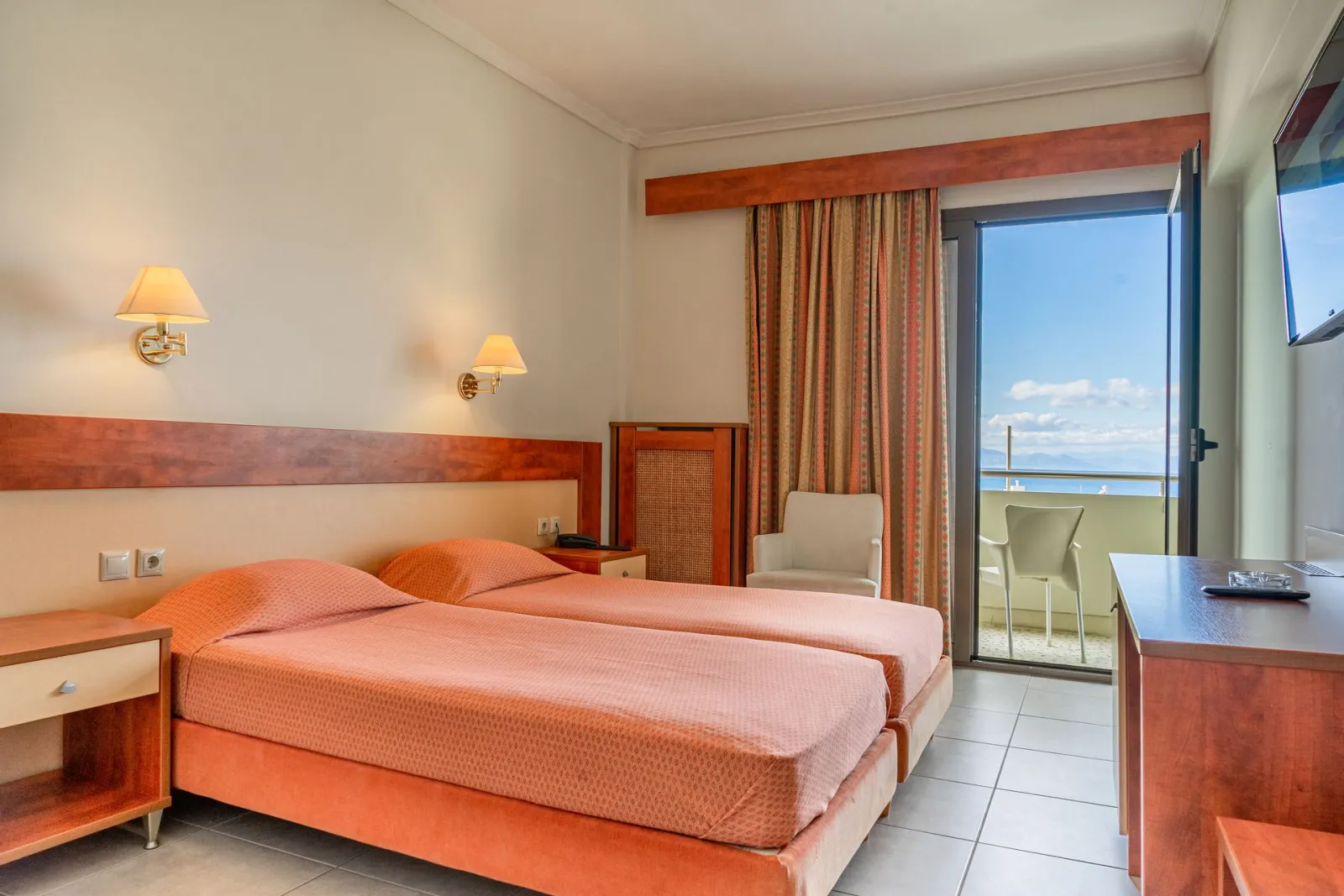 Double/Twin Room Sea View
