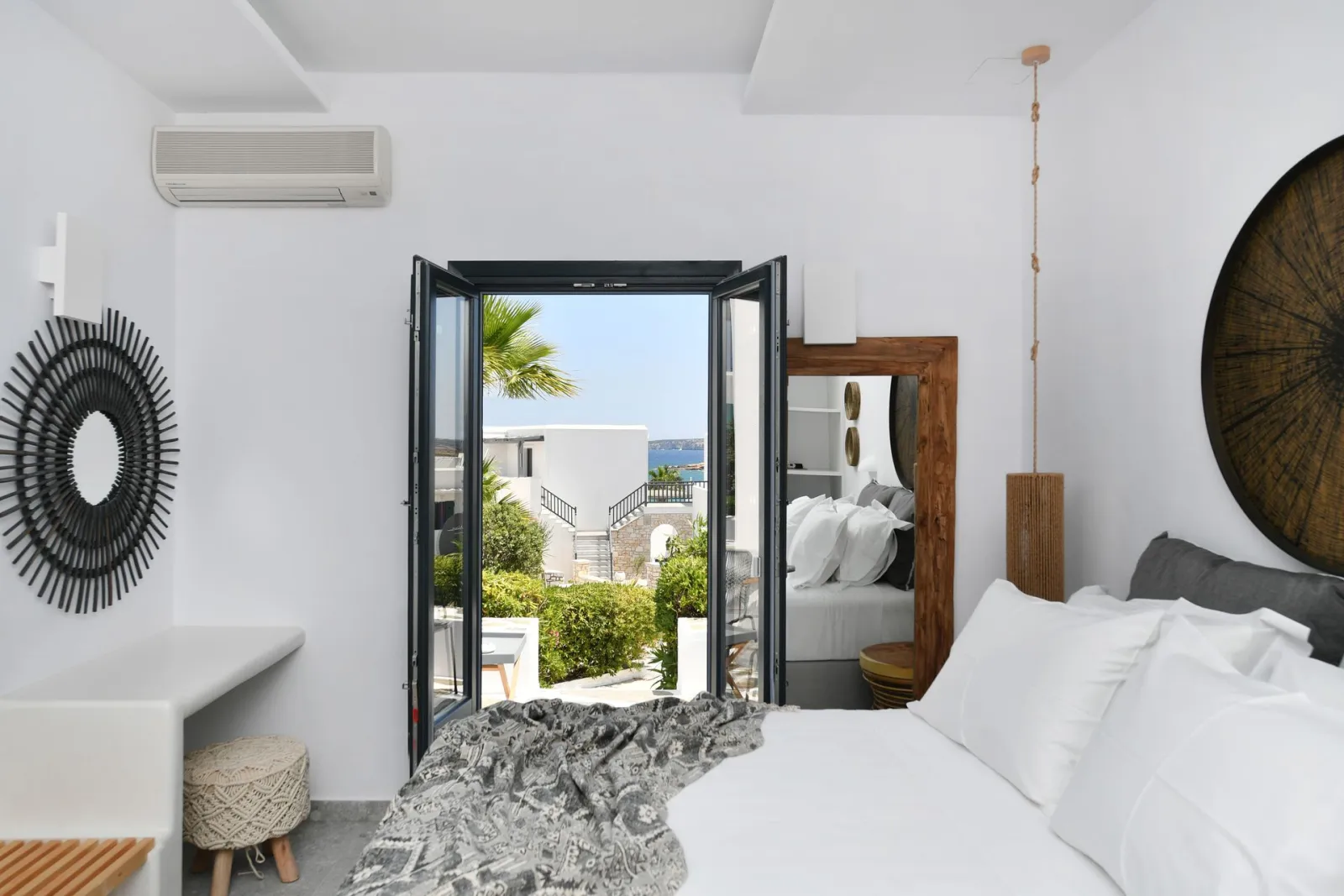 Deluxe Double Side Sea View