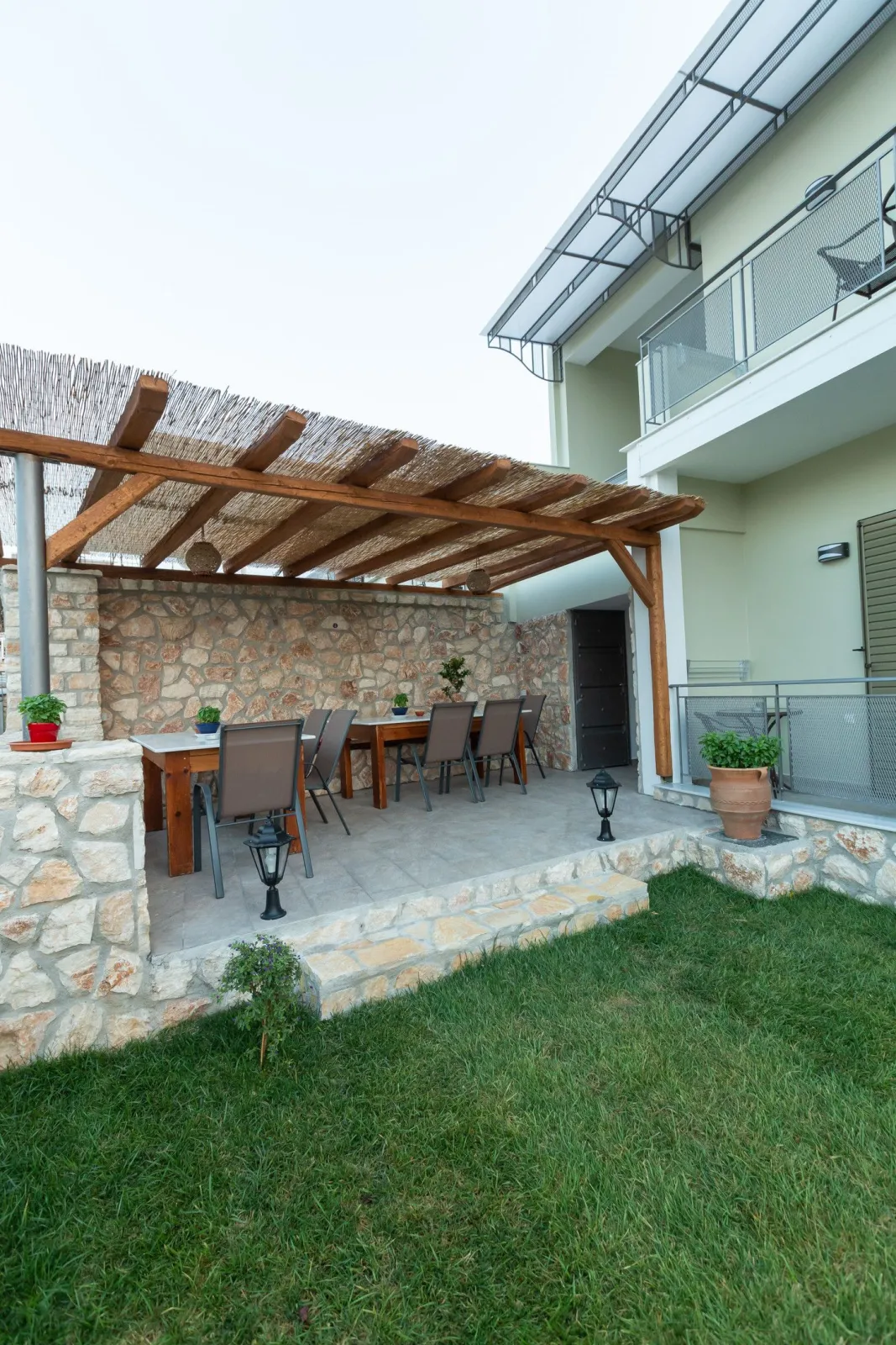 Deluxe Double Room with Garden View Γ2