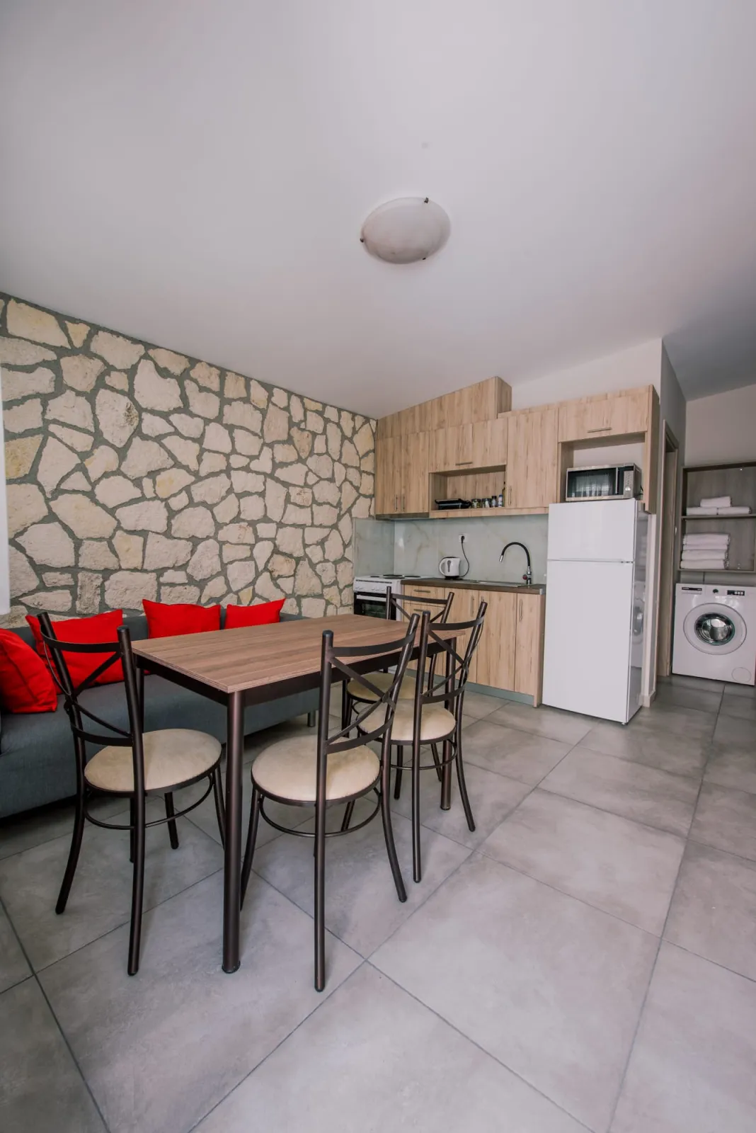 Acrocorinth Studio 4