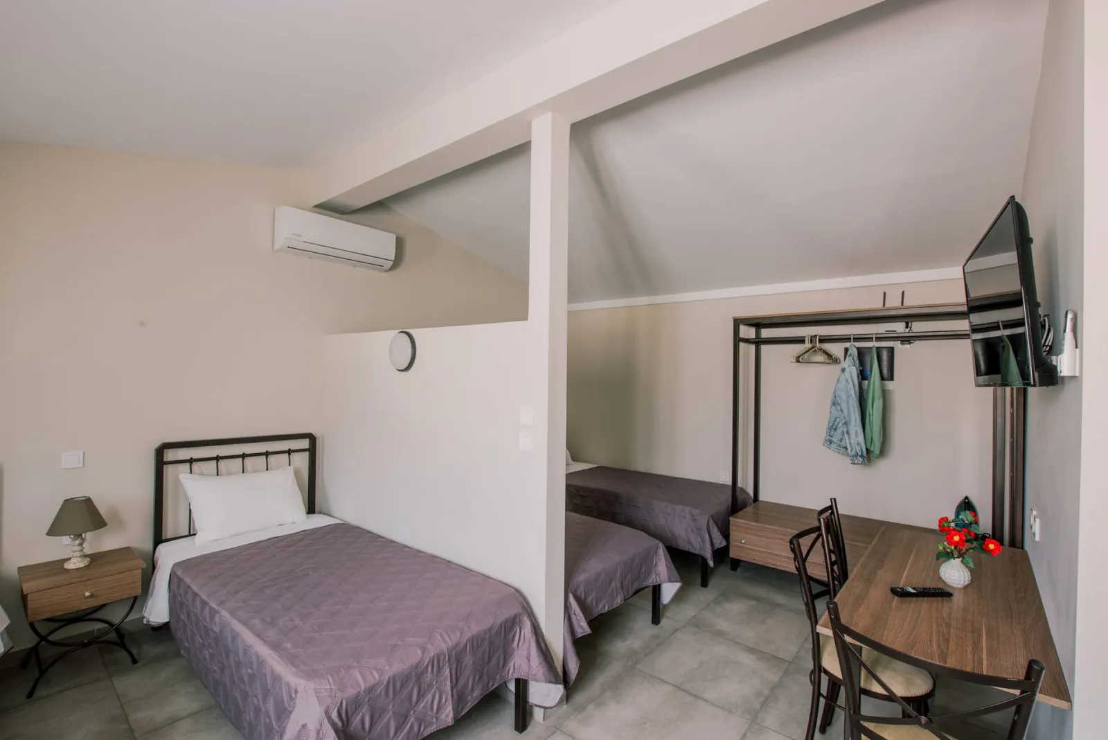 Acrocorinth Studio 8