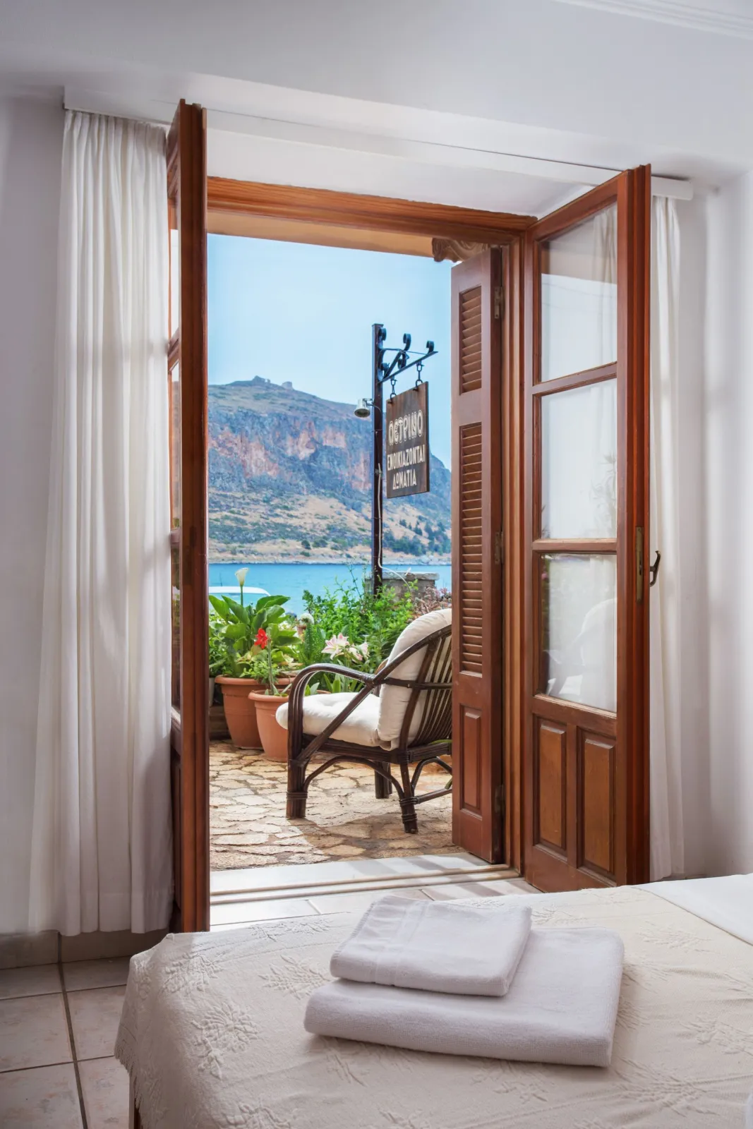 Budget Double or Twin Room | Partial Sea View