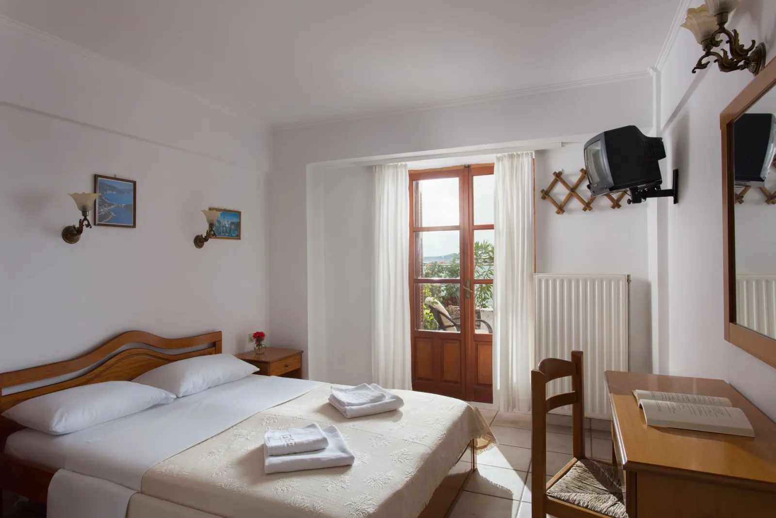 Budget Double or Twin Room | Partial Sea View