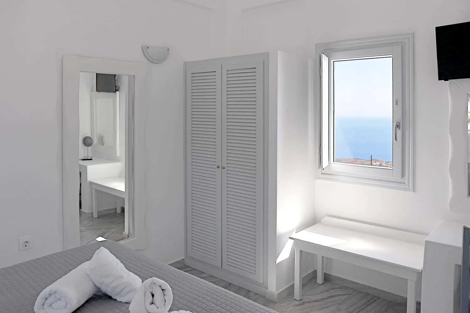 Premium Suite with Sea View