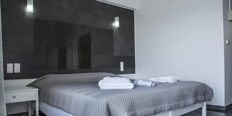 Deluxe Double Pool &amp; Sea View