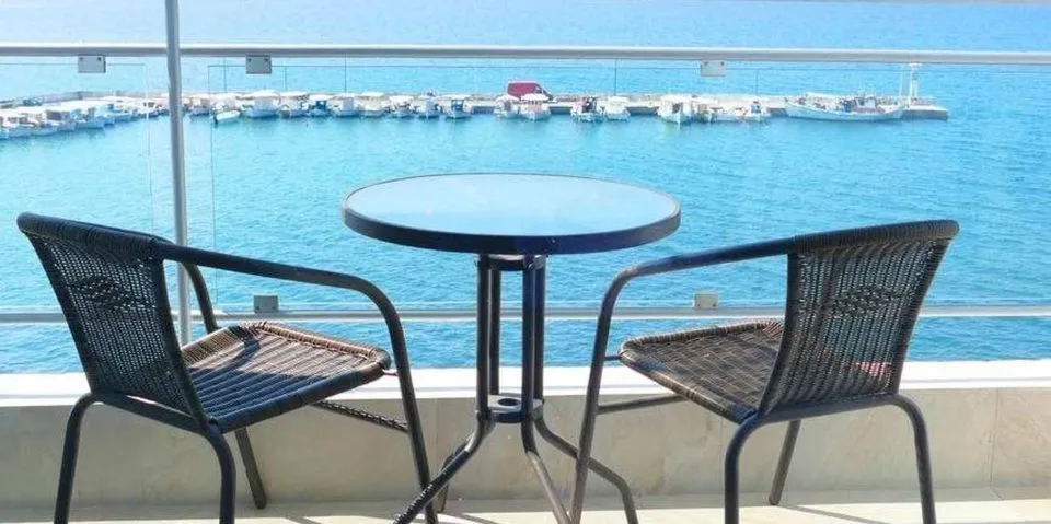 Deluxe Double Pool &amp; Sea View