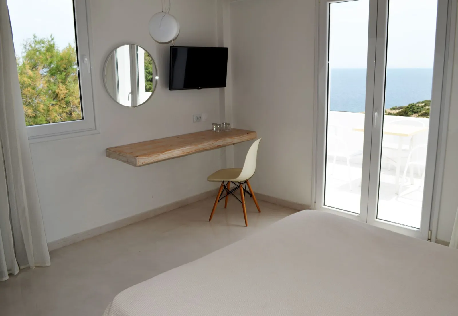Premium Room with Sea View from the balcony